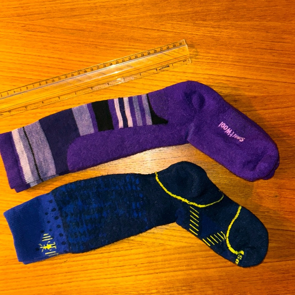 Smartwool long ski socks possibly size small in very good used condition 2 pair
